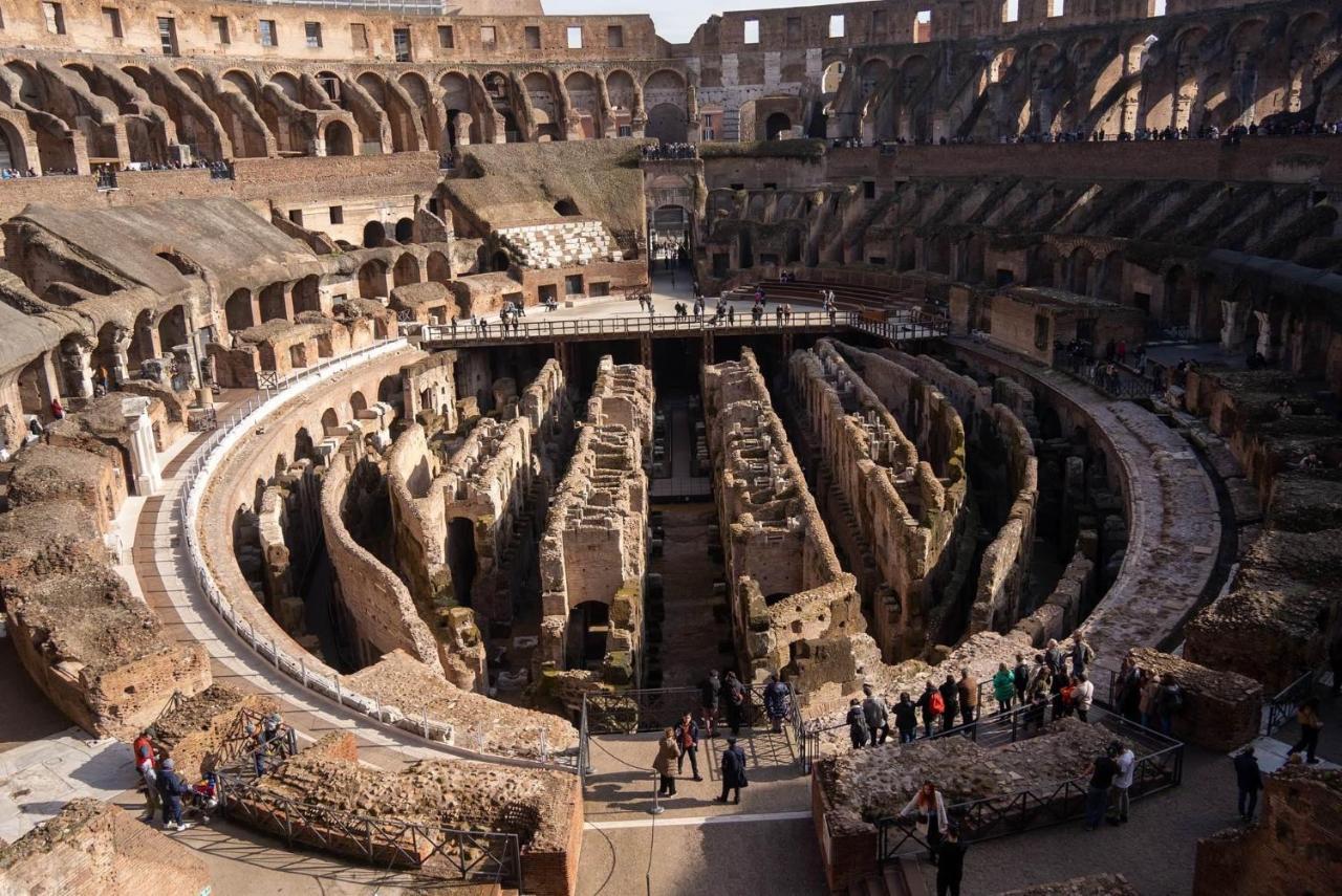 Colosseo Ohana Suite Intero Appartamento Open Space 로마 외부 사진